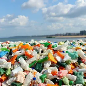 projeto de reaproveitamento de resíduos plásticos