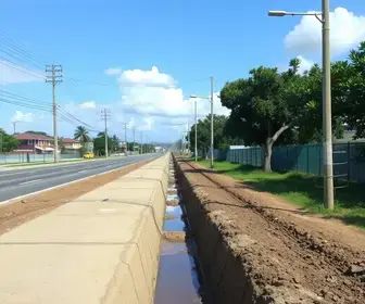 obras na Rua Manoelito